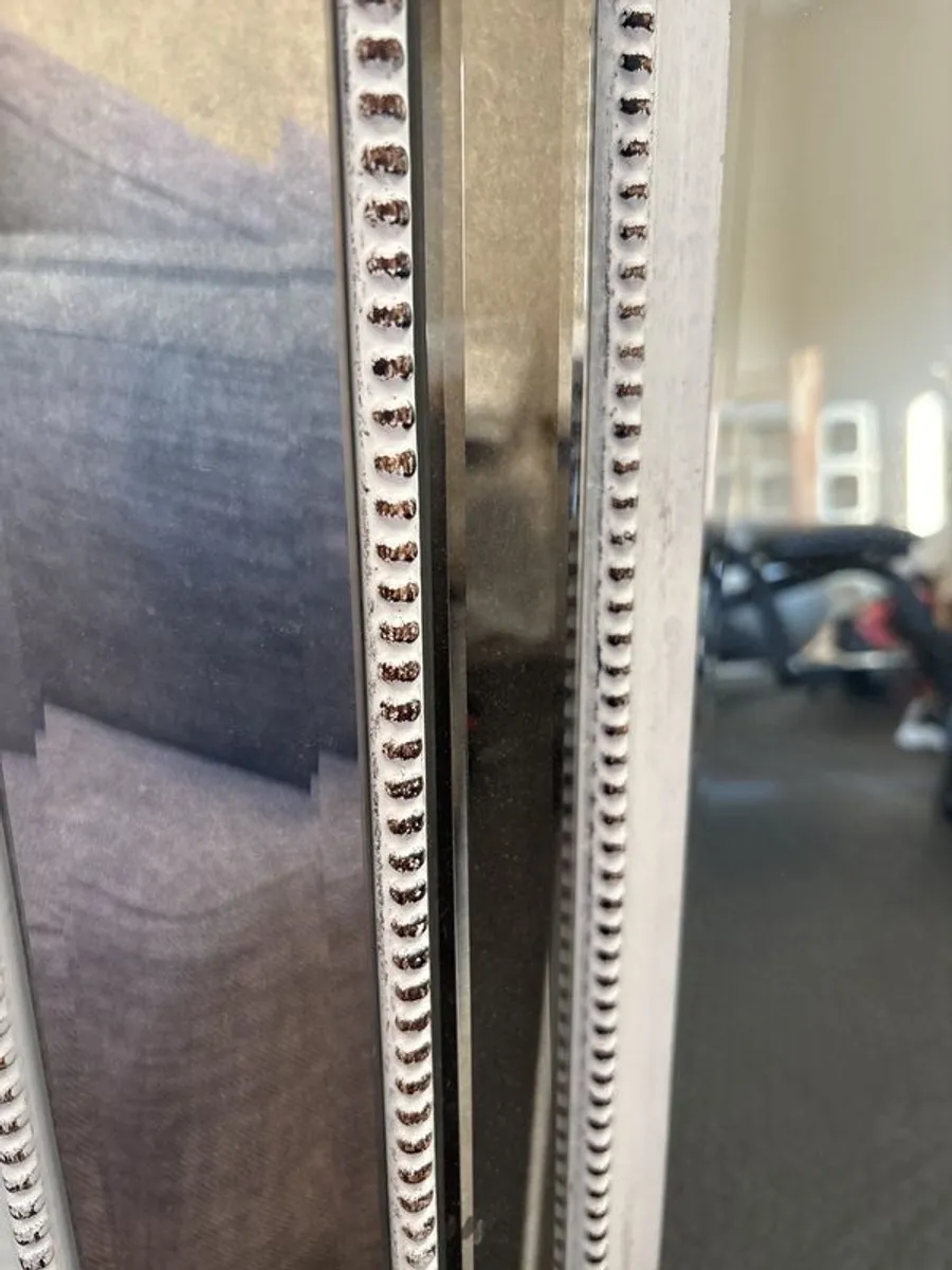 Large mirror - Image 2