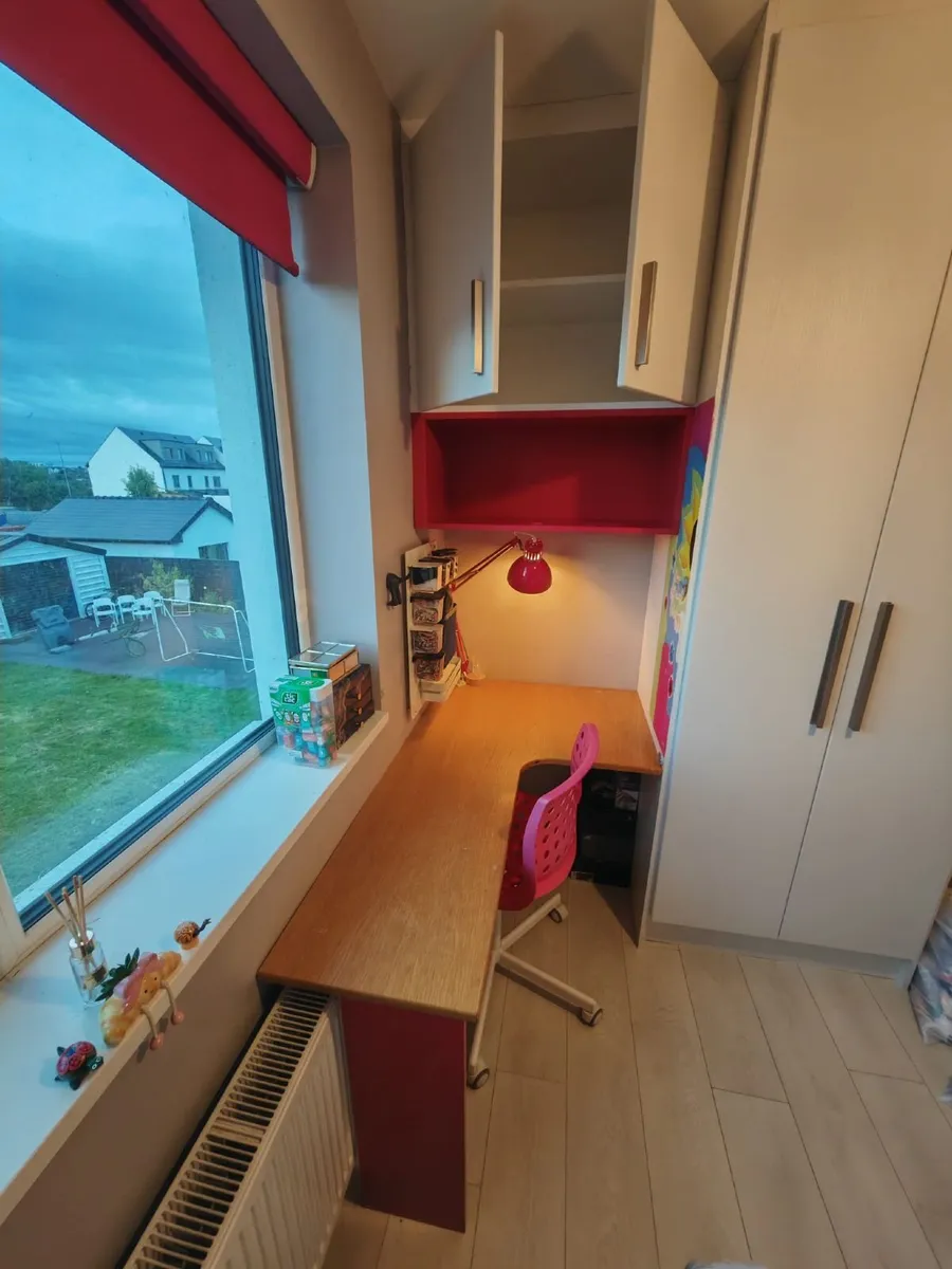 Bedroom furniture - Image 3