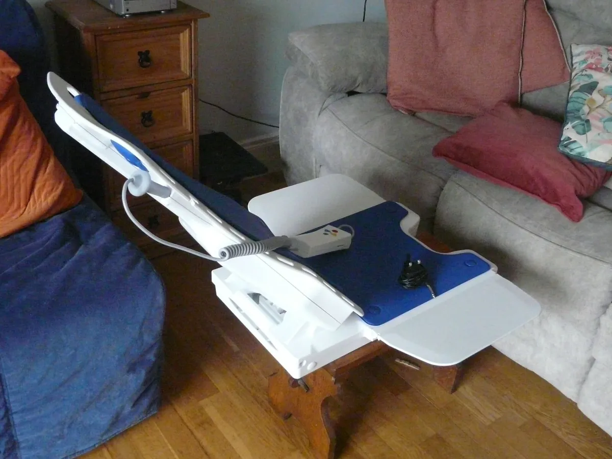 Bath Lift - Image 2