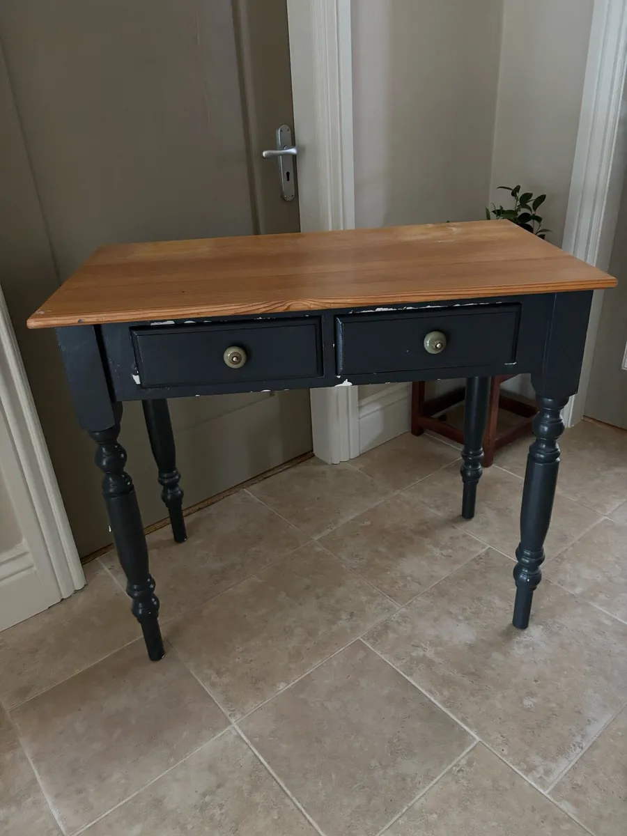 Dressing Table - Image 1