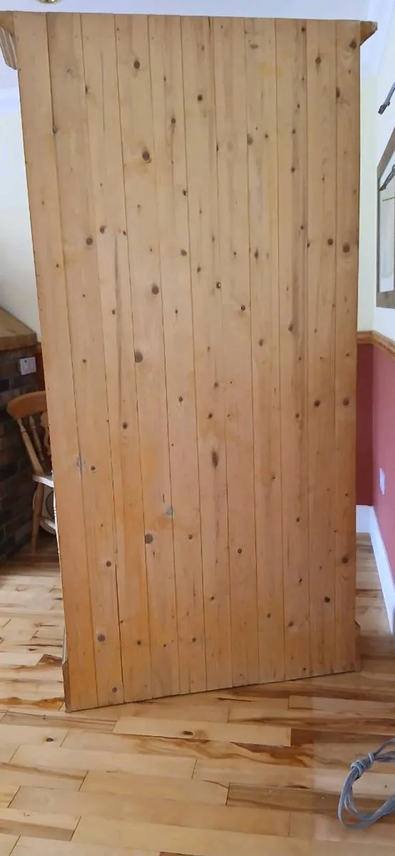 Pine Bookcase. 5 shelves. Solid pine. As New - Image 4