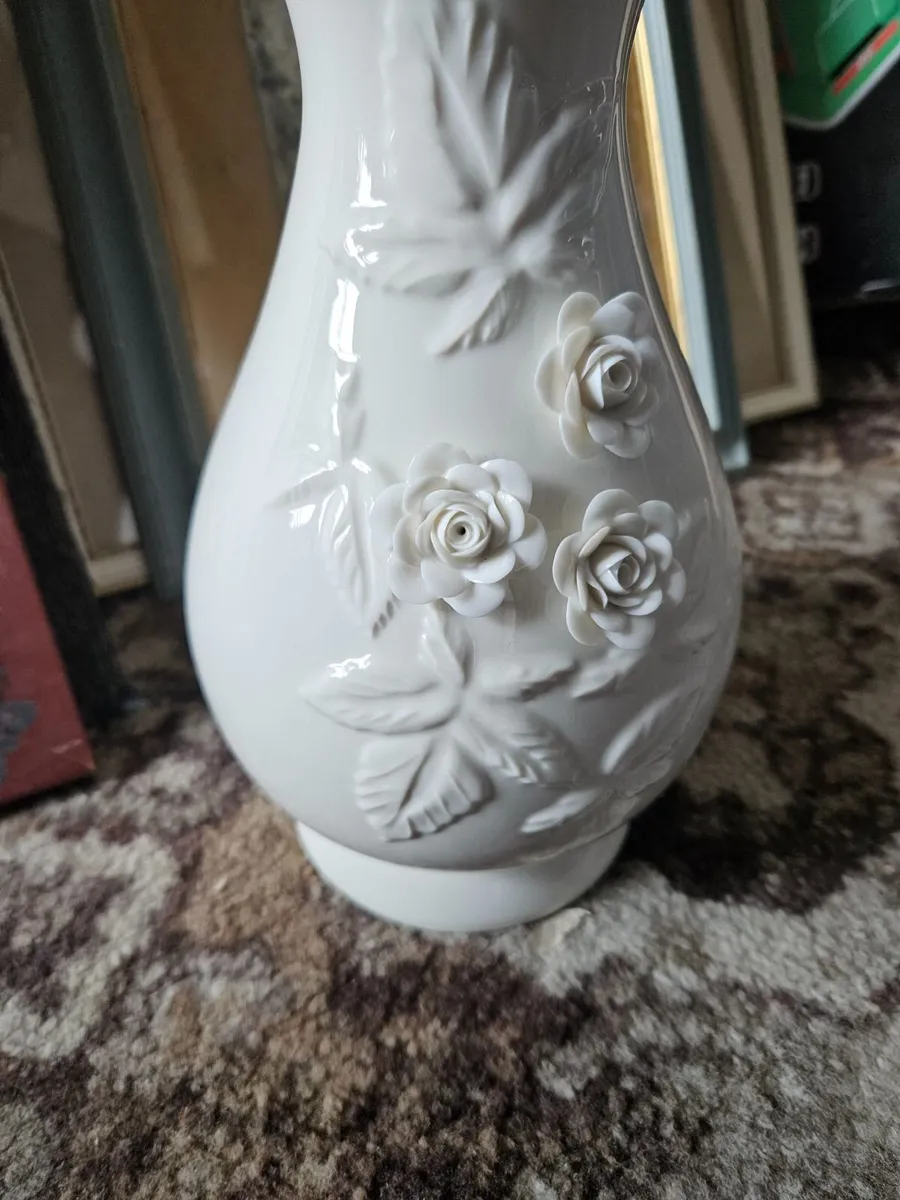Belleek Vase - Image 2