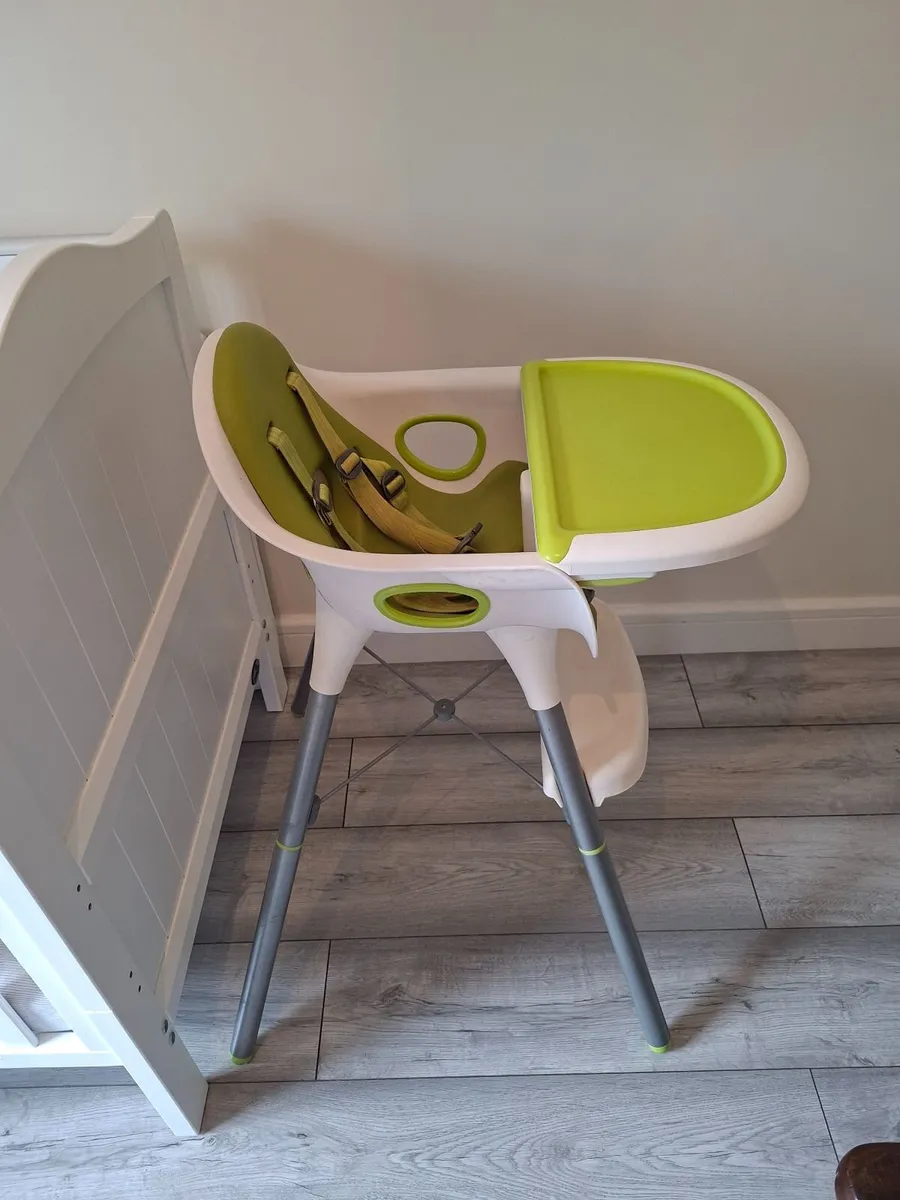 Mamas & Papas highchair - Image 3