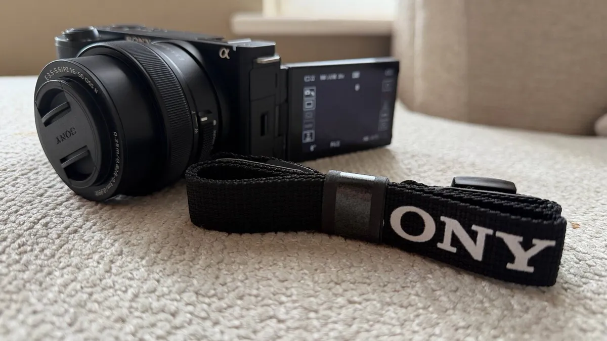 Sony ZV-E10 ll - Image 4