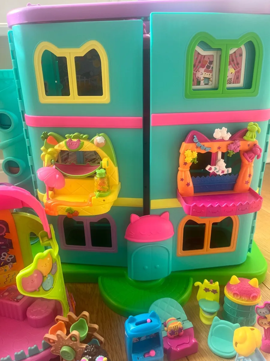 Gabby Doll House & Accessories - Image 3