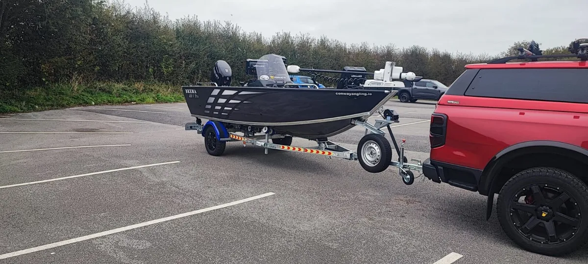 Brema 480 with 50hp and trailer - Image 2