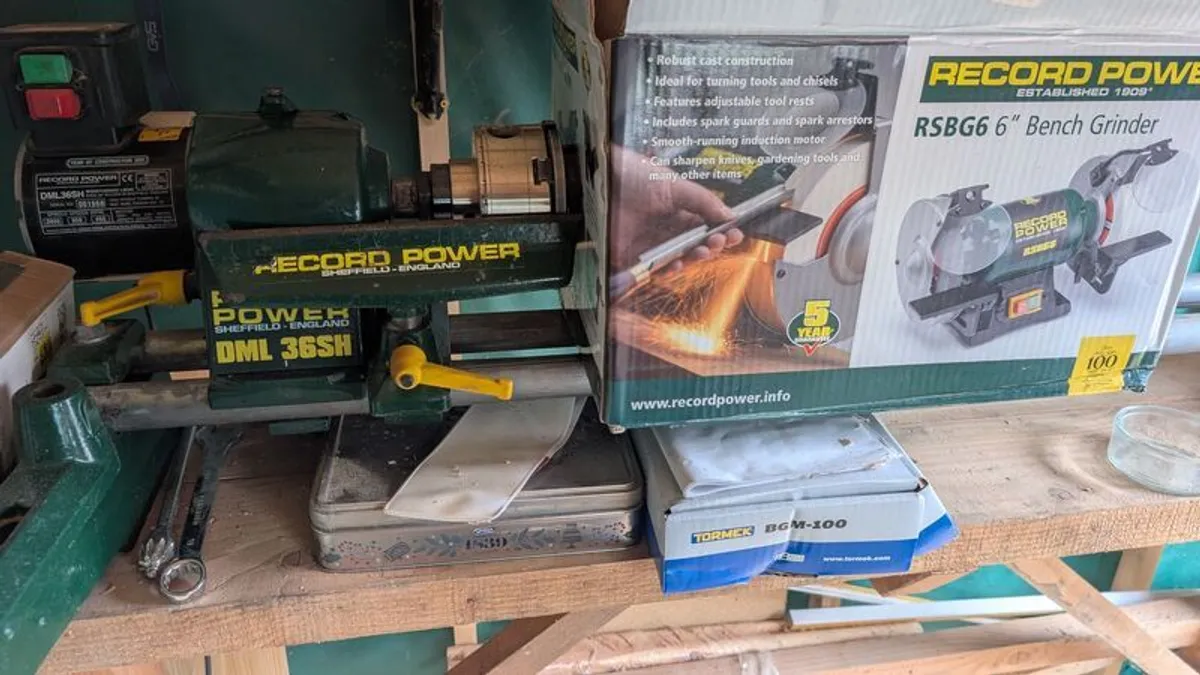 Lathe Grinder Chisels Bench all you need for wood turning - Image 1