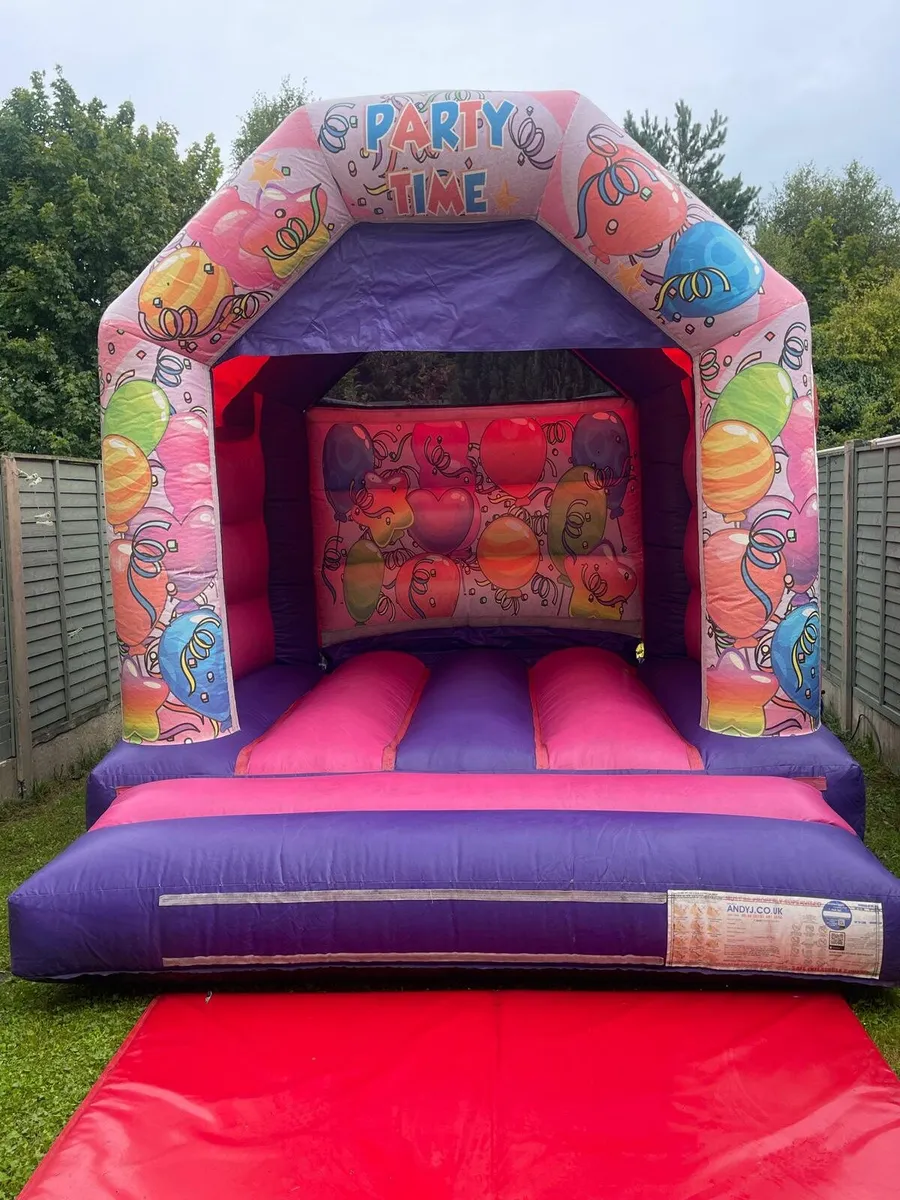 Bouncy castle for sale €600 - Image 3