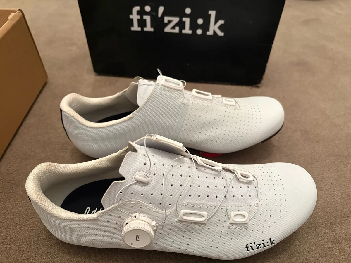 Fizik Tempo Decos Carbon Cycling Shoes - New - Image 4
