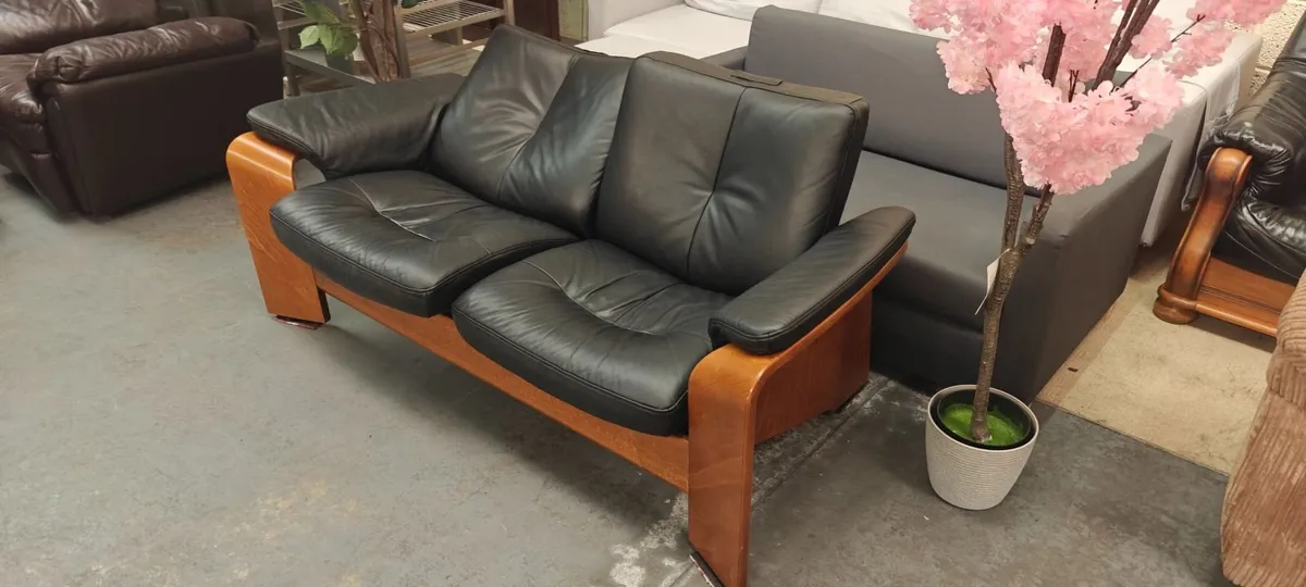Ekornes Stressless 2 Seater Recliner Sofa - Image 4