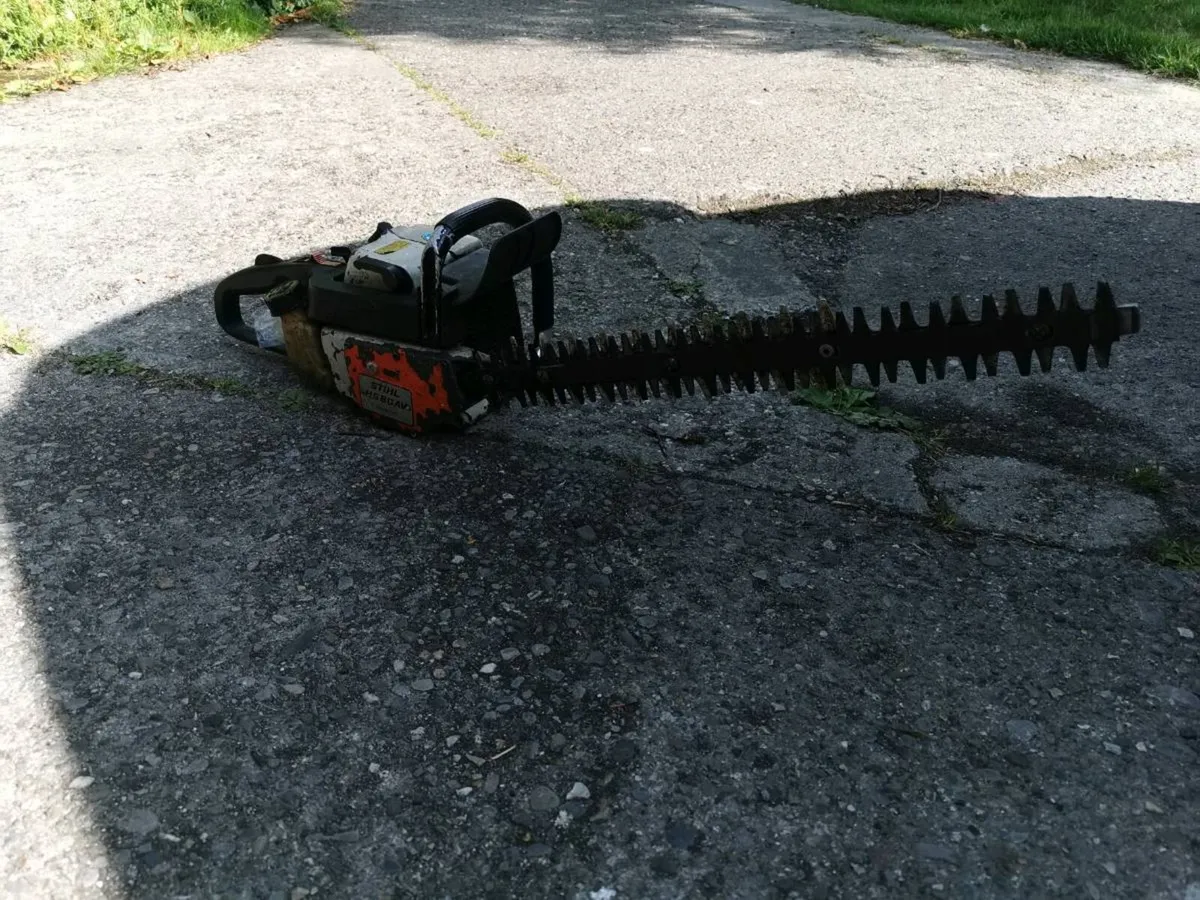Stihl hedge trimmer - Image 2