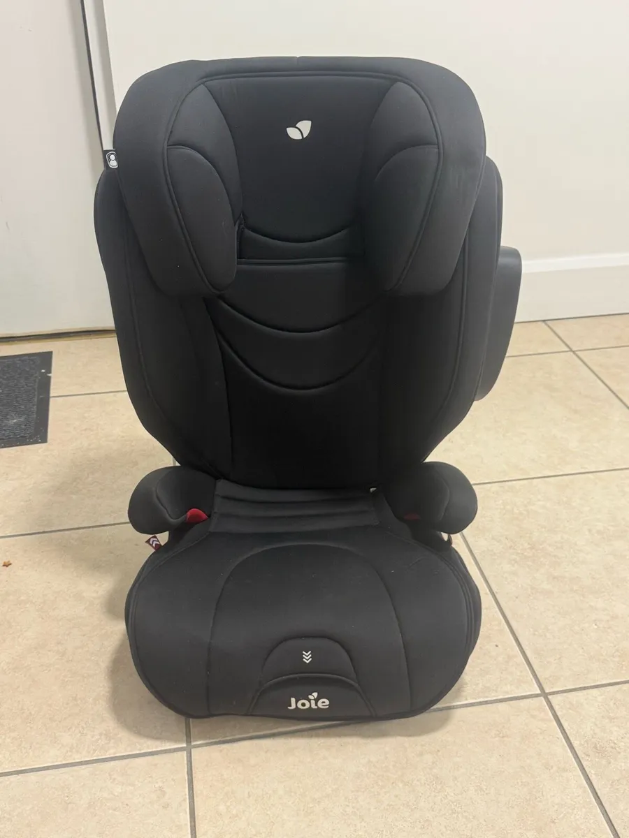 Joie car seat - Image 1