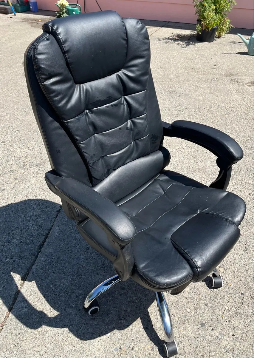 Office Chair - Image 1