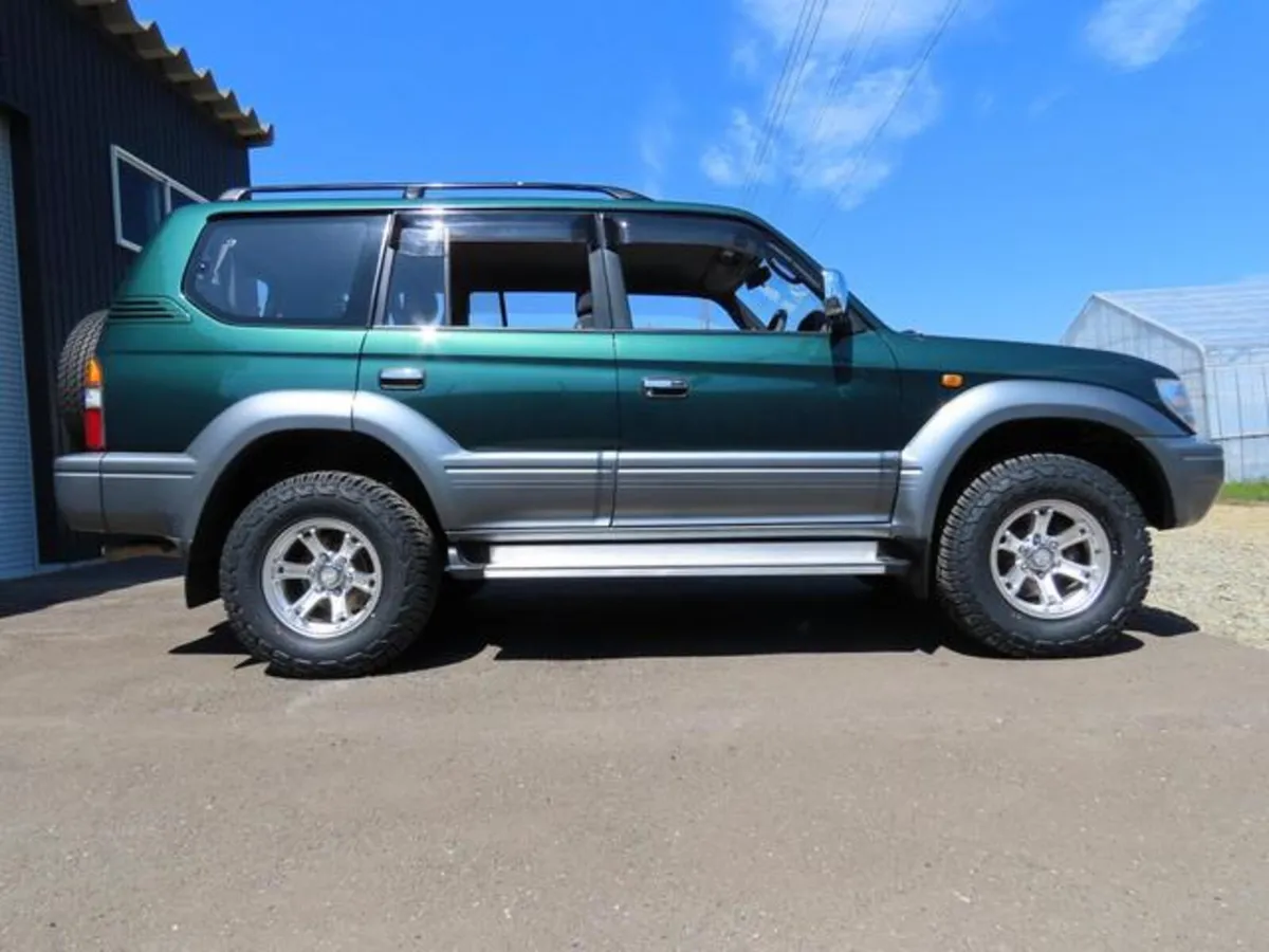 Toyota Landcruiser 3.0 Diesel 8 Seats Auto - Image 2