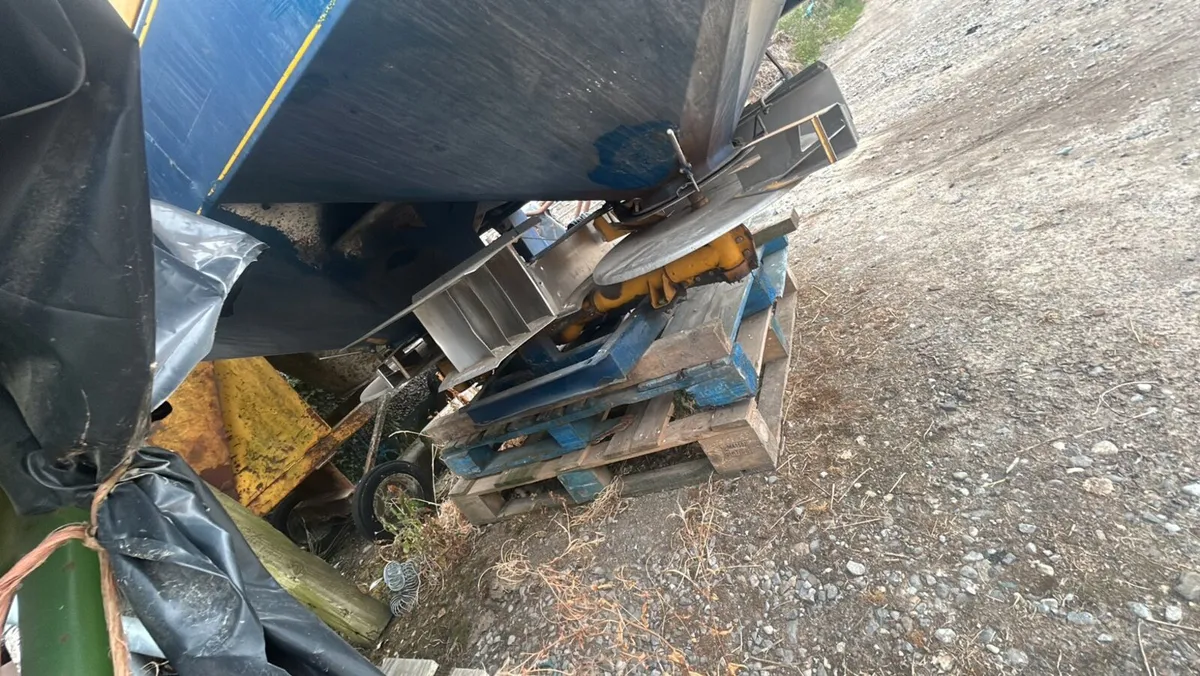 Manure spreaders - Image 2