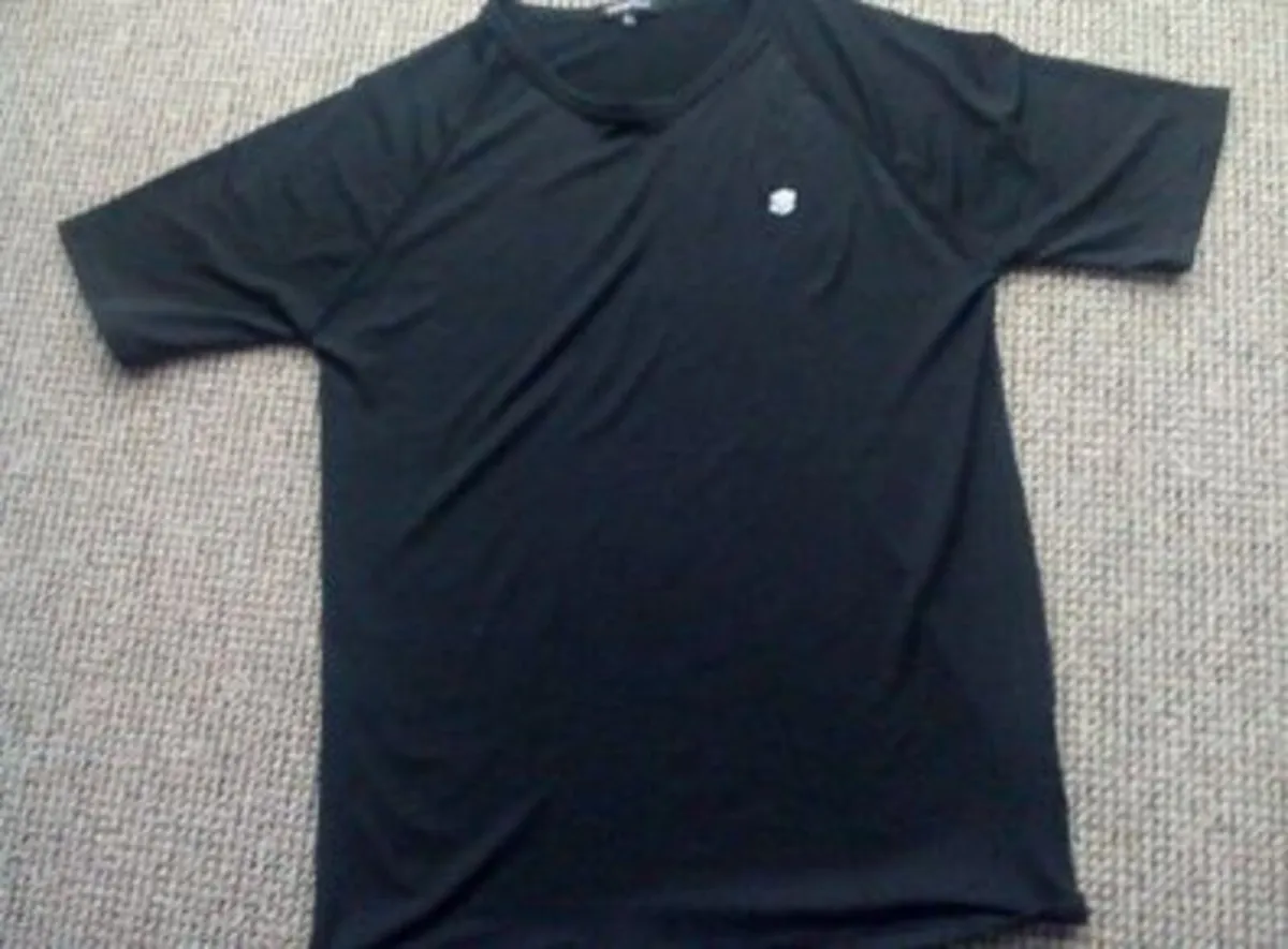 (New) Men's Body Warmer Short Sleeve T-Shirt.