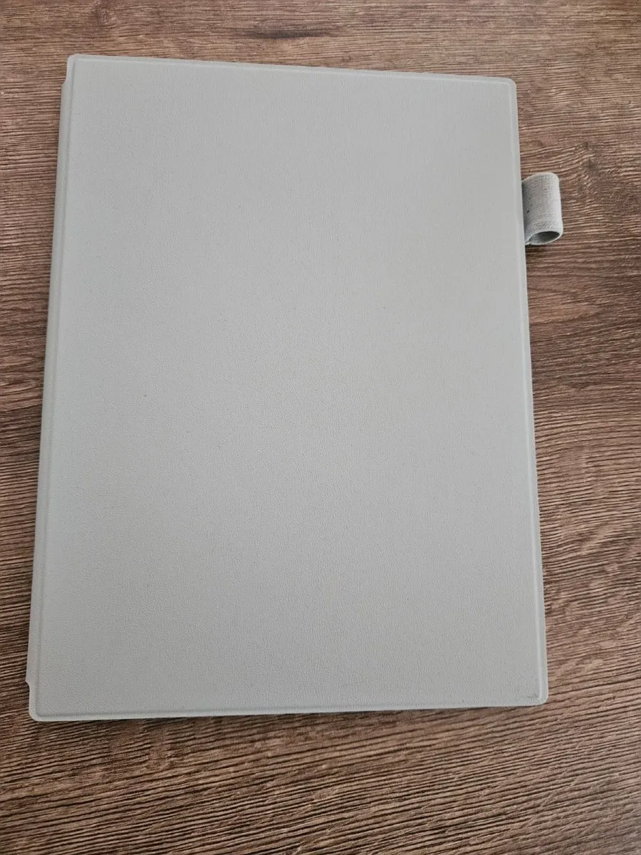 Supernote Manta (A5X2) with Half Folio and HOM Pen - Image 2