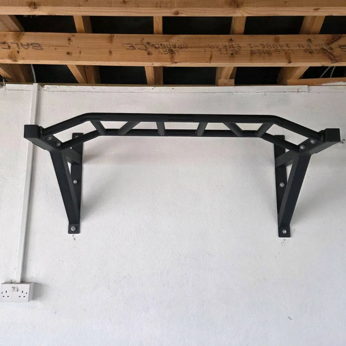 Pull-up Bar - Image 1