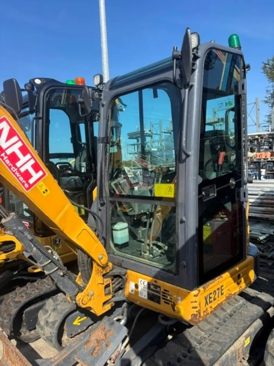 XCMG XE27E DIGGER - Image 3