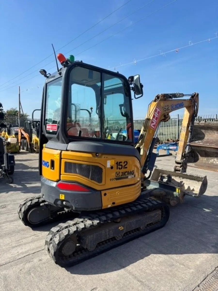 XCMG XE27E DIGGER - Image 1