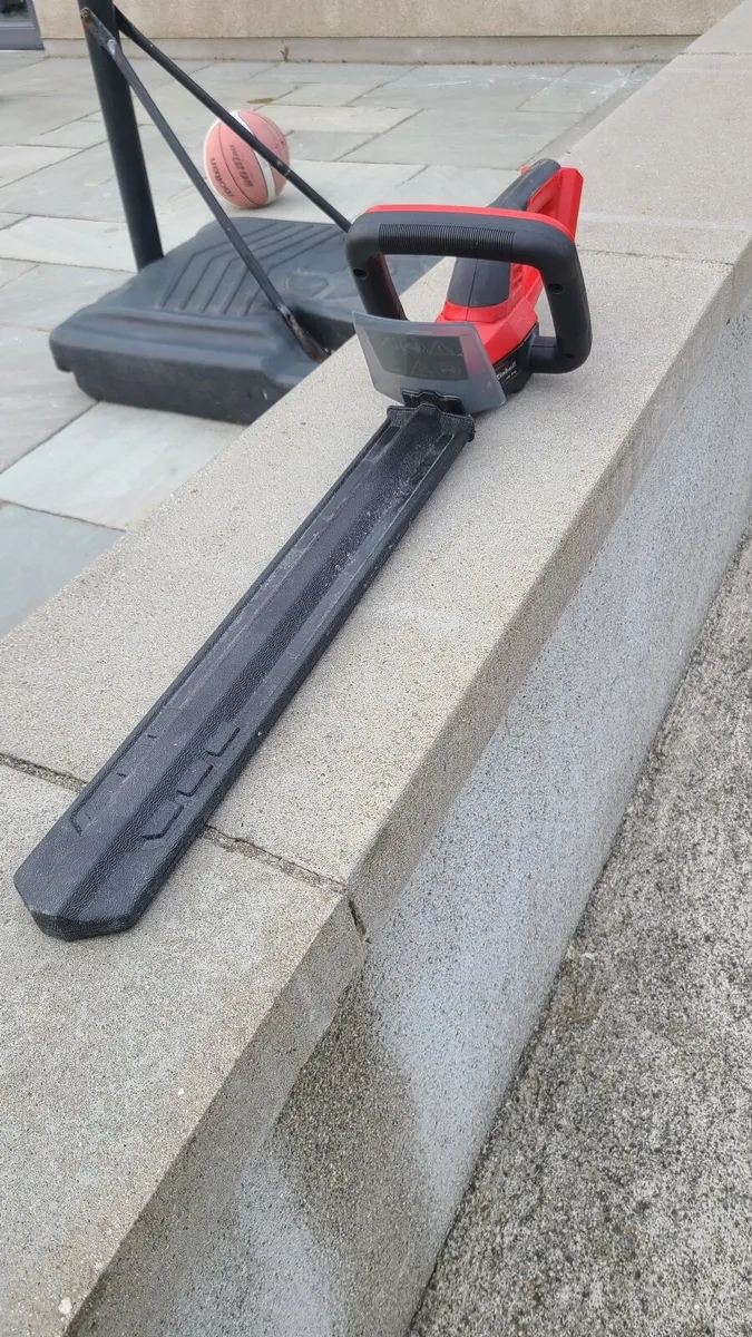 Einhell 18V Hedge Cuttere - Image 4