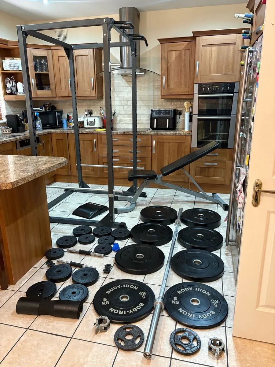 FANTASTIC OLYMPIC GYM POWER RACK FULL SET!! - Image 1