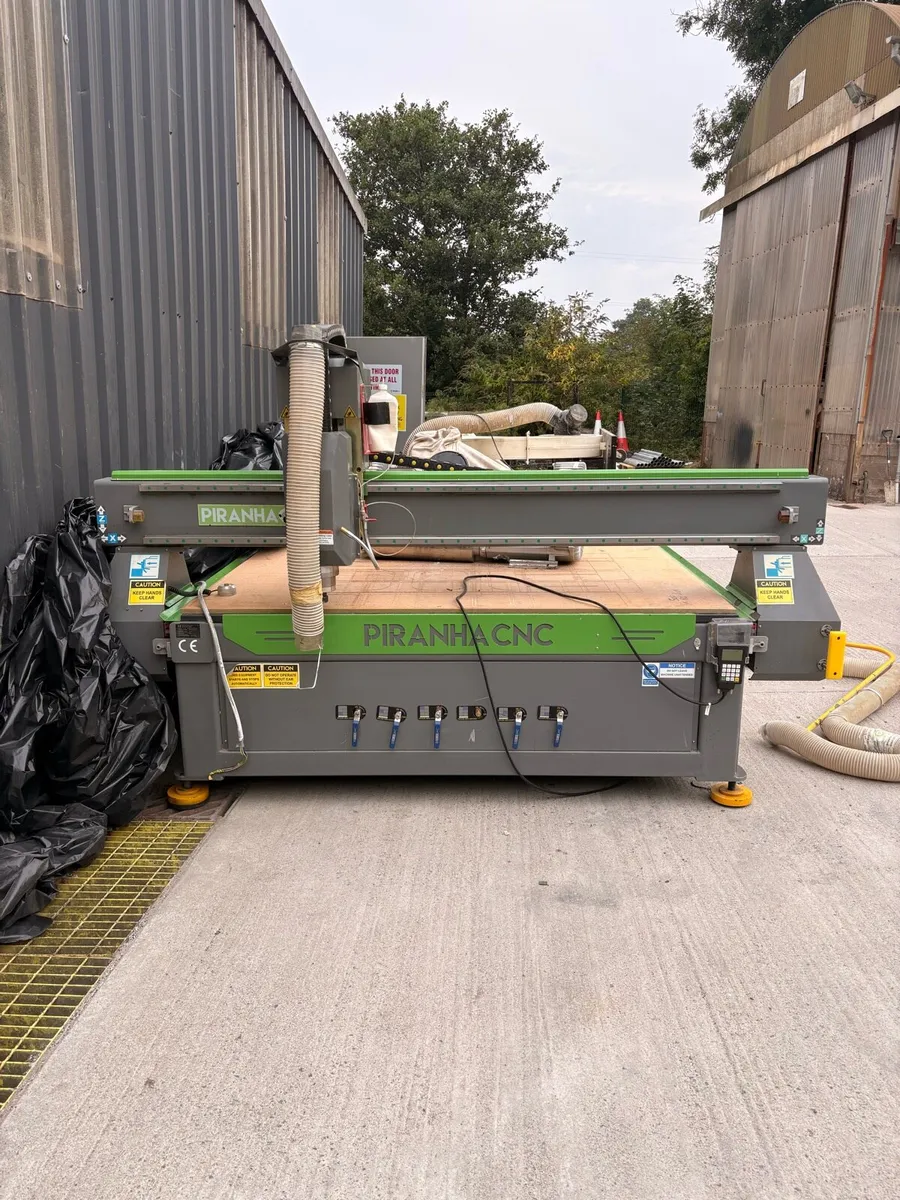 CNC ROUTER CUTTER - Image 1
