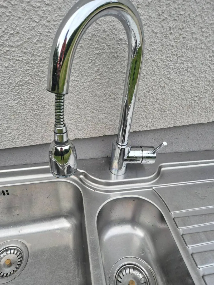 Franke sink & taps - Image 3