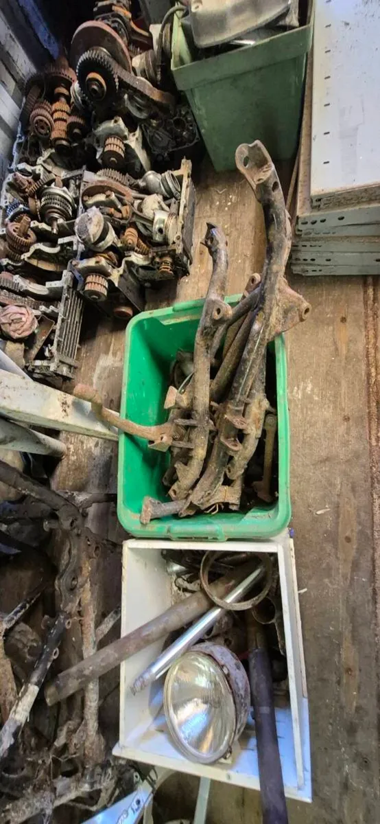 Honda glodwing parts - Image 3