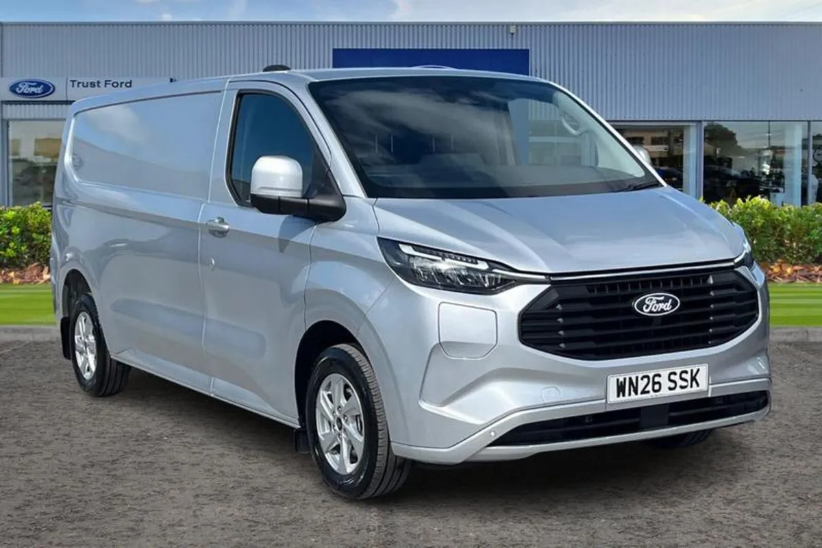 Ford Transit Custom 320 Limited AUTO L2 LWB FWD 2. - Image 1