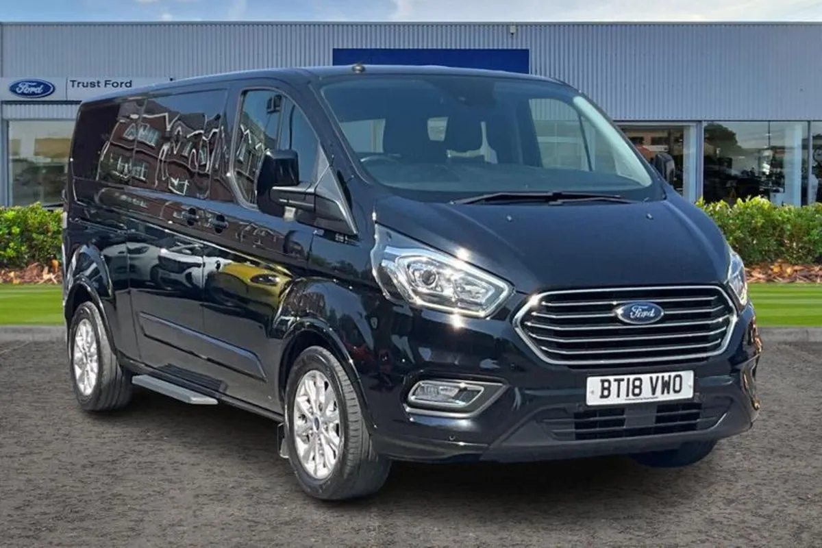 Ford Tourneo Custom 2.0 310 EcoBlue Titanium Minib - Image 1