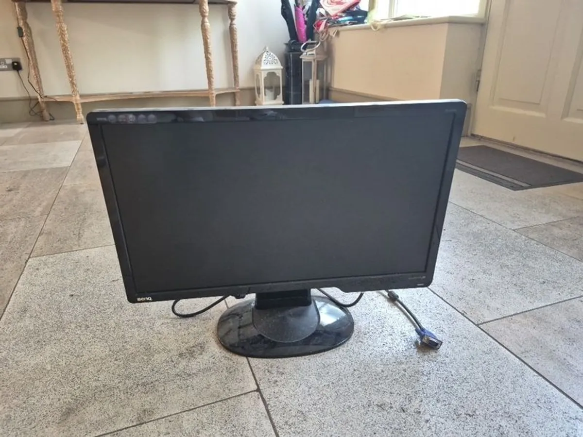 Computer Monitor - Image 1