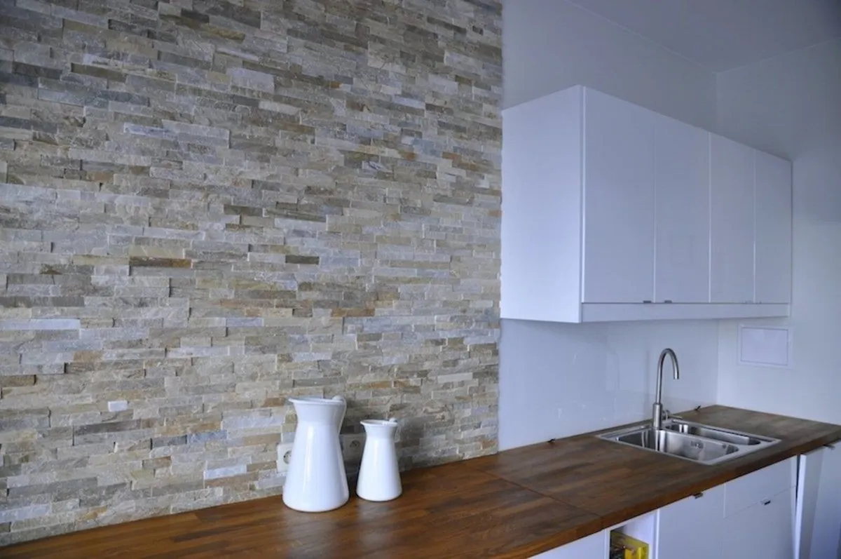 Natural Ivory Stone Cladding - Image 2