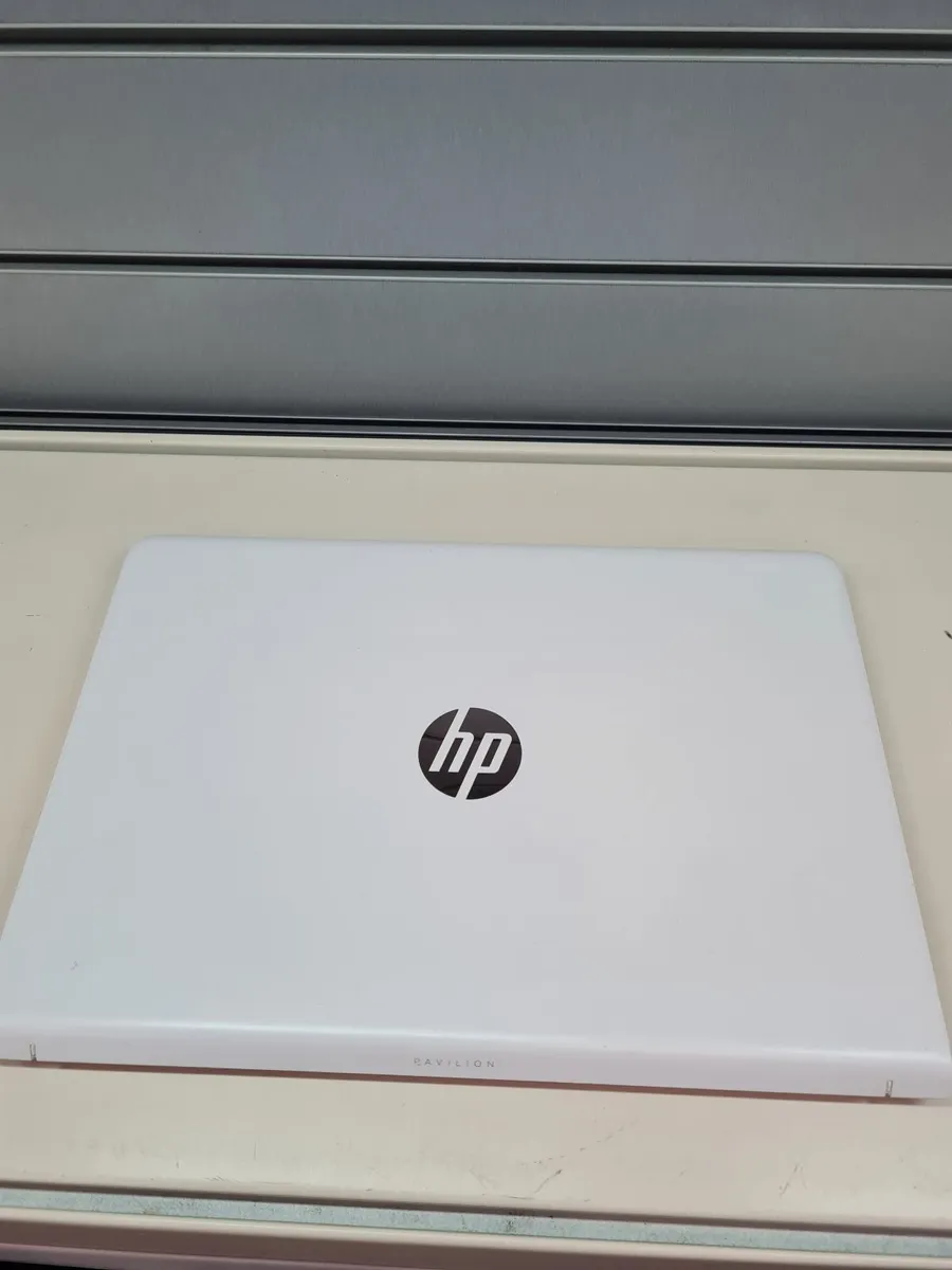 HP Pavilion 14-bk069sa - Image 2