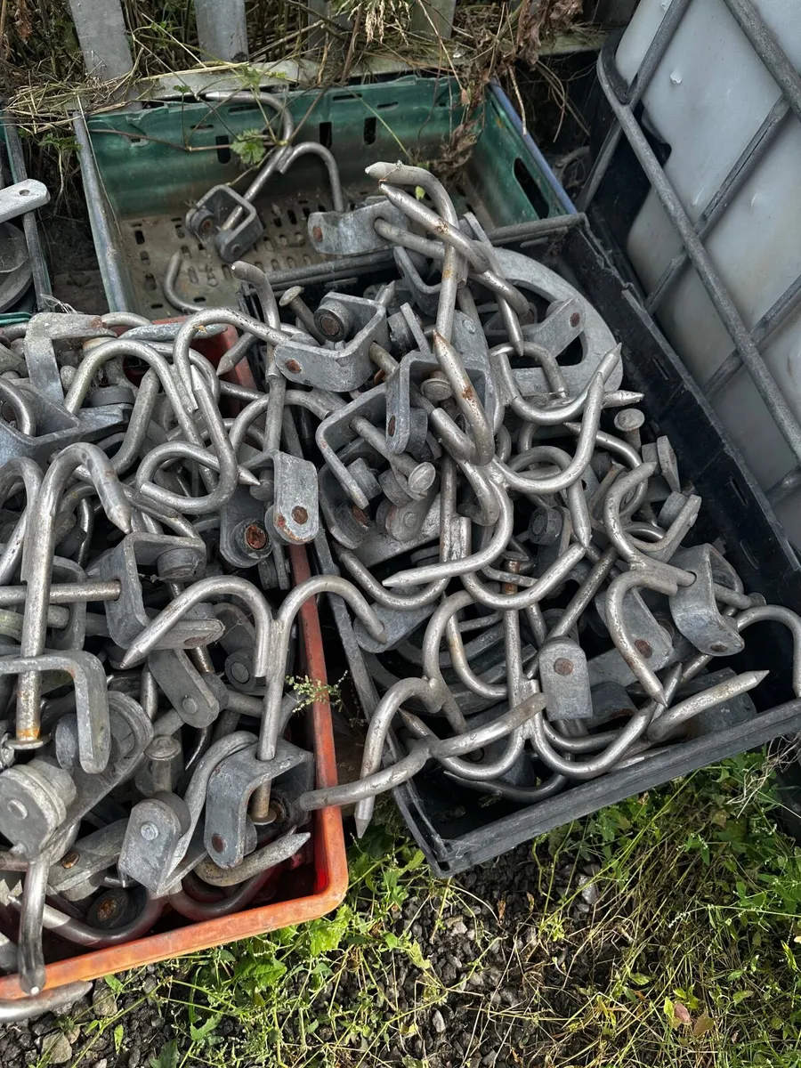Meat rail hooks - Image 2