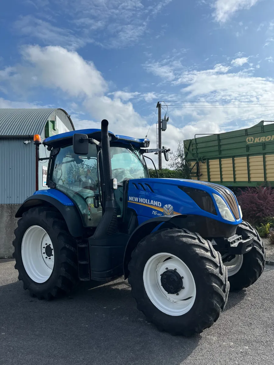 New Holland T6180 - Image 1