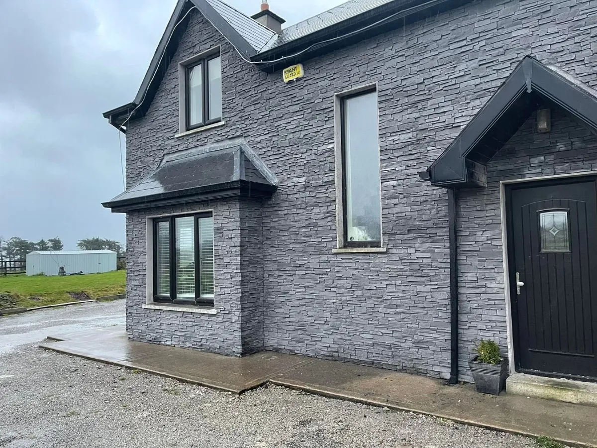 Grenada Graphite Stone Cladding - Image 3