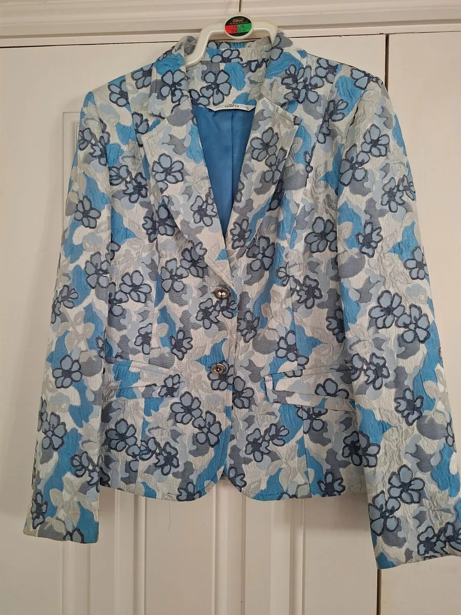 Bundles Women's  clothes - Image 3