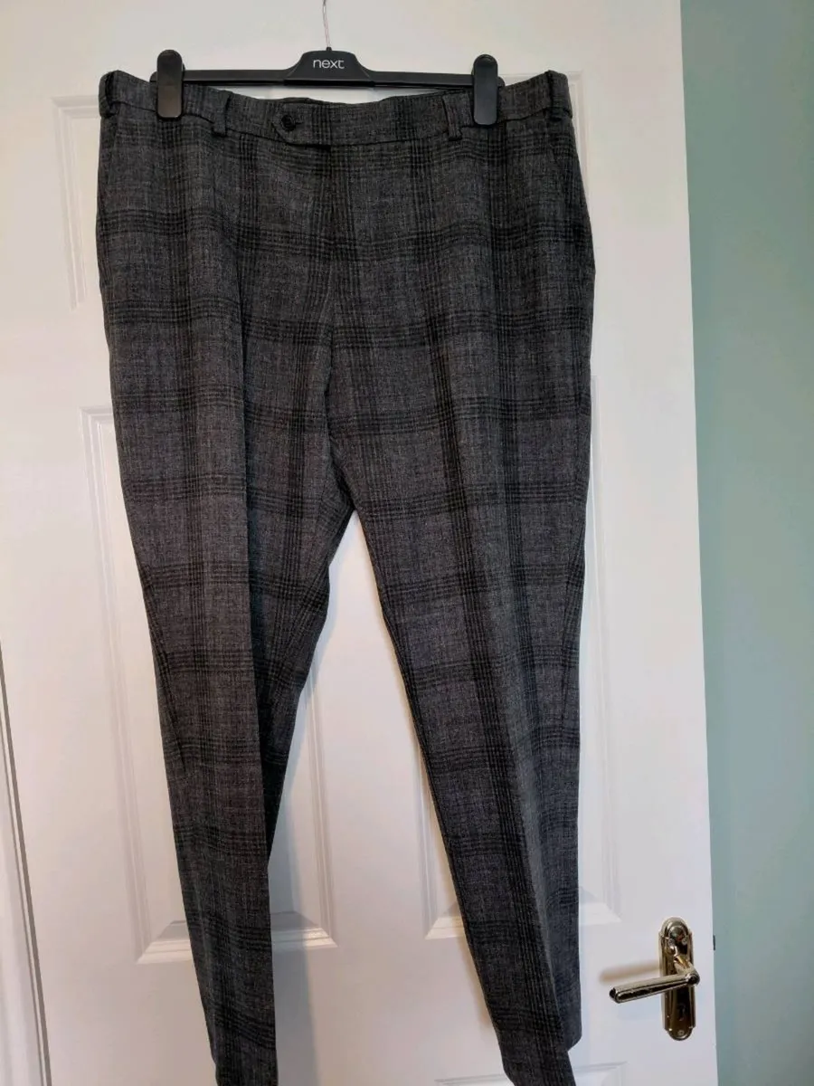 Mens Next trousers - Image 1