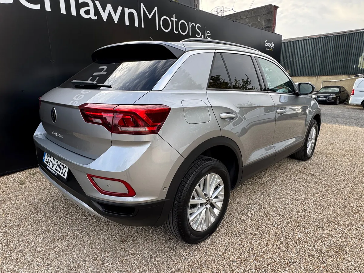 VOLKSWAGEN T-ROC 2.0 TDI 2 SEATER COMMERCIAL - Image 3