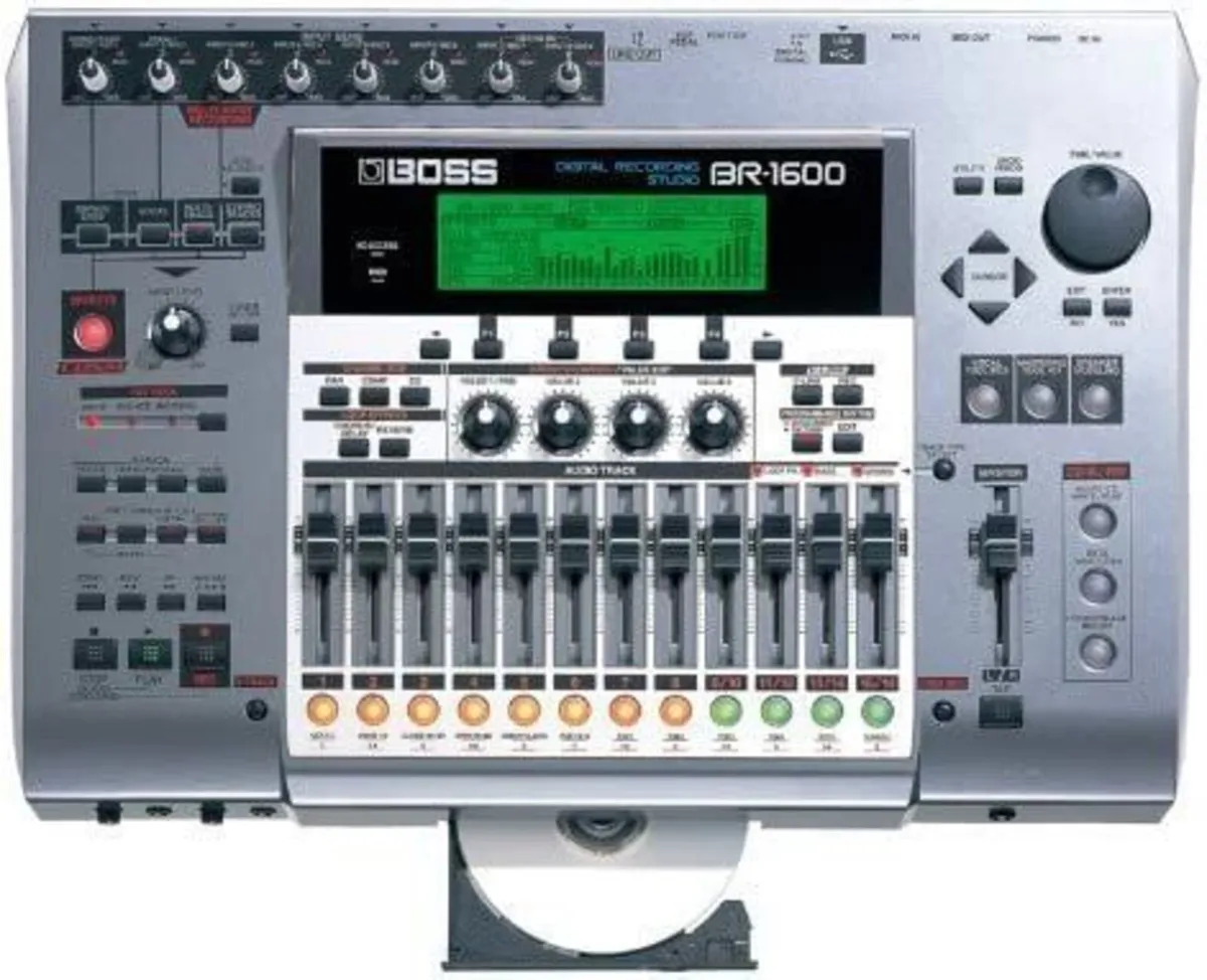 BOSS BR1600CD 16-track Digital Recording Studio - Image 1