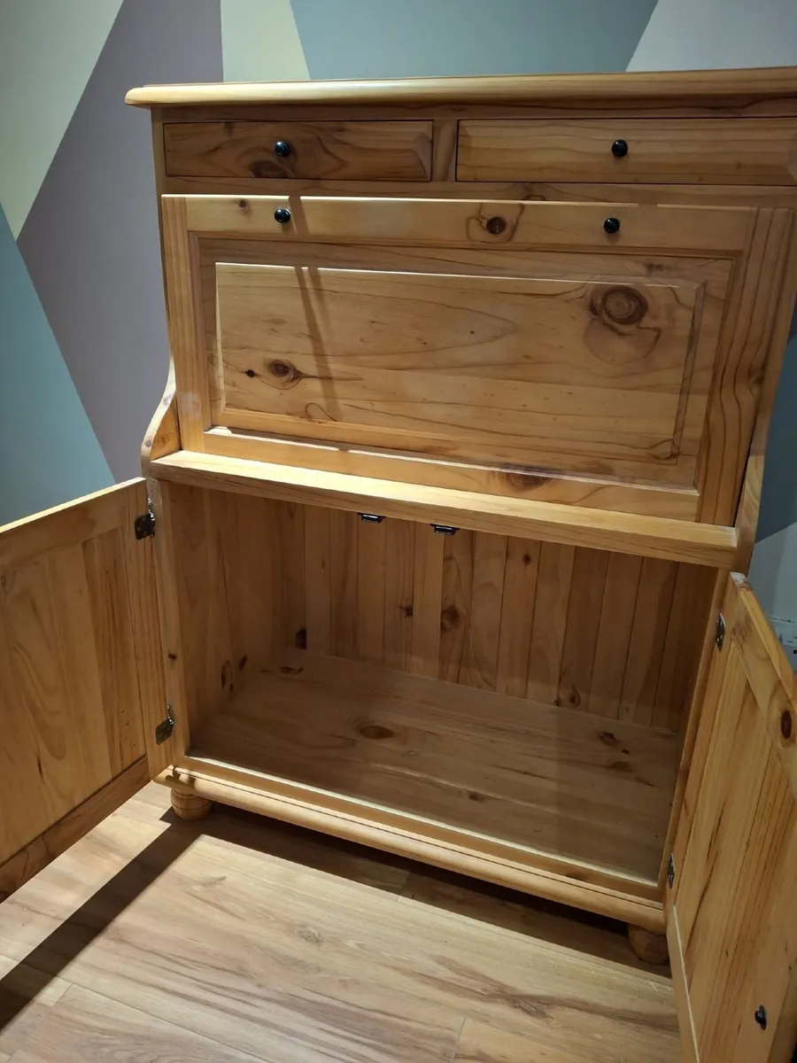 Bureau - Image 3
