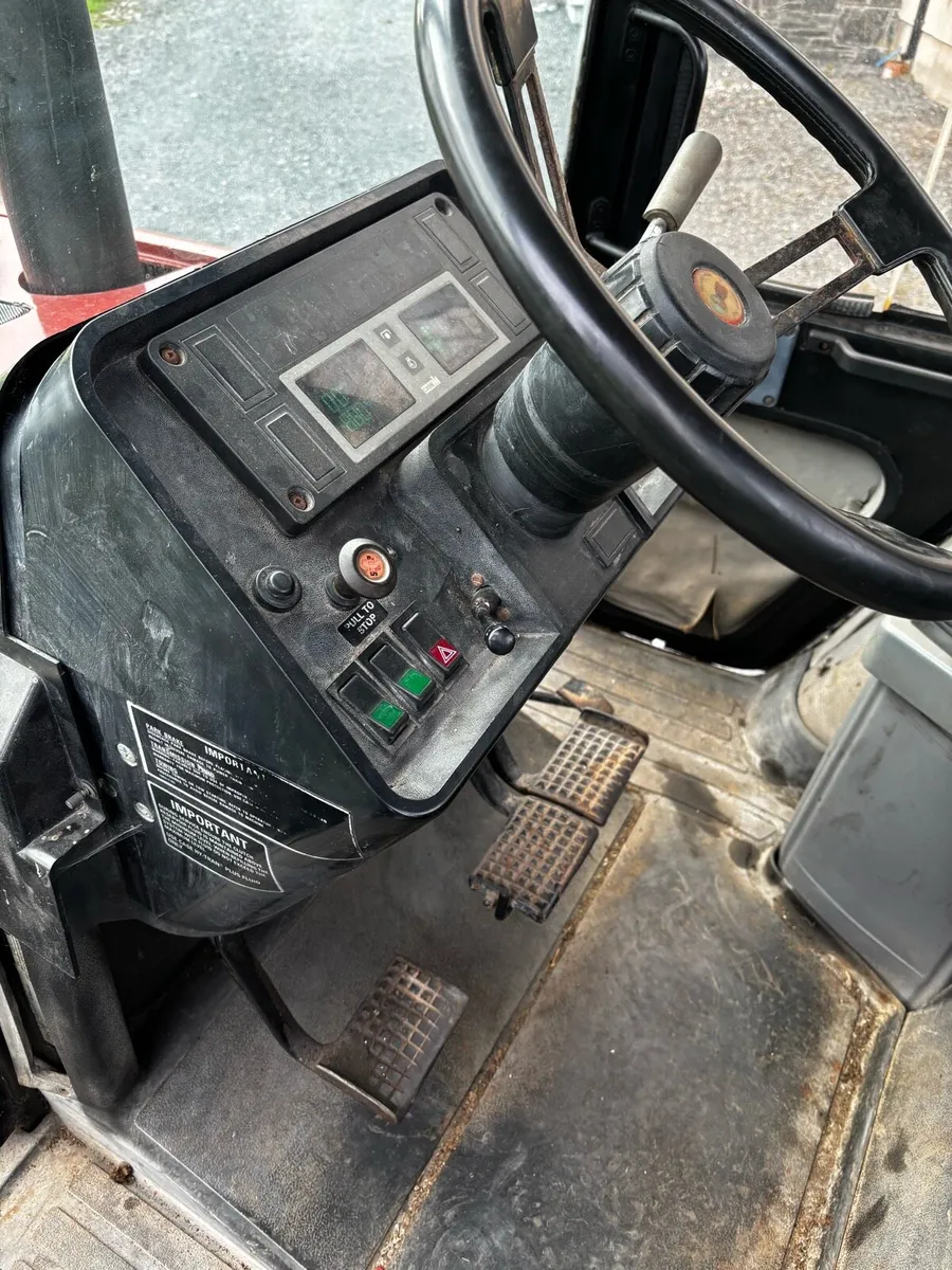 Case 4240xl - Image 3