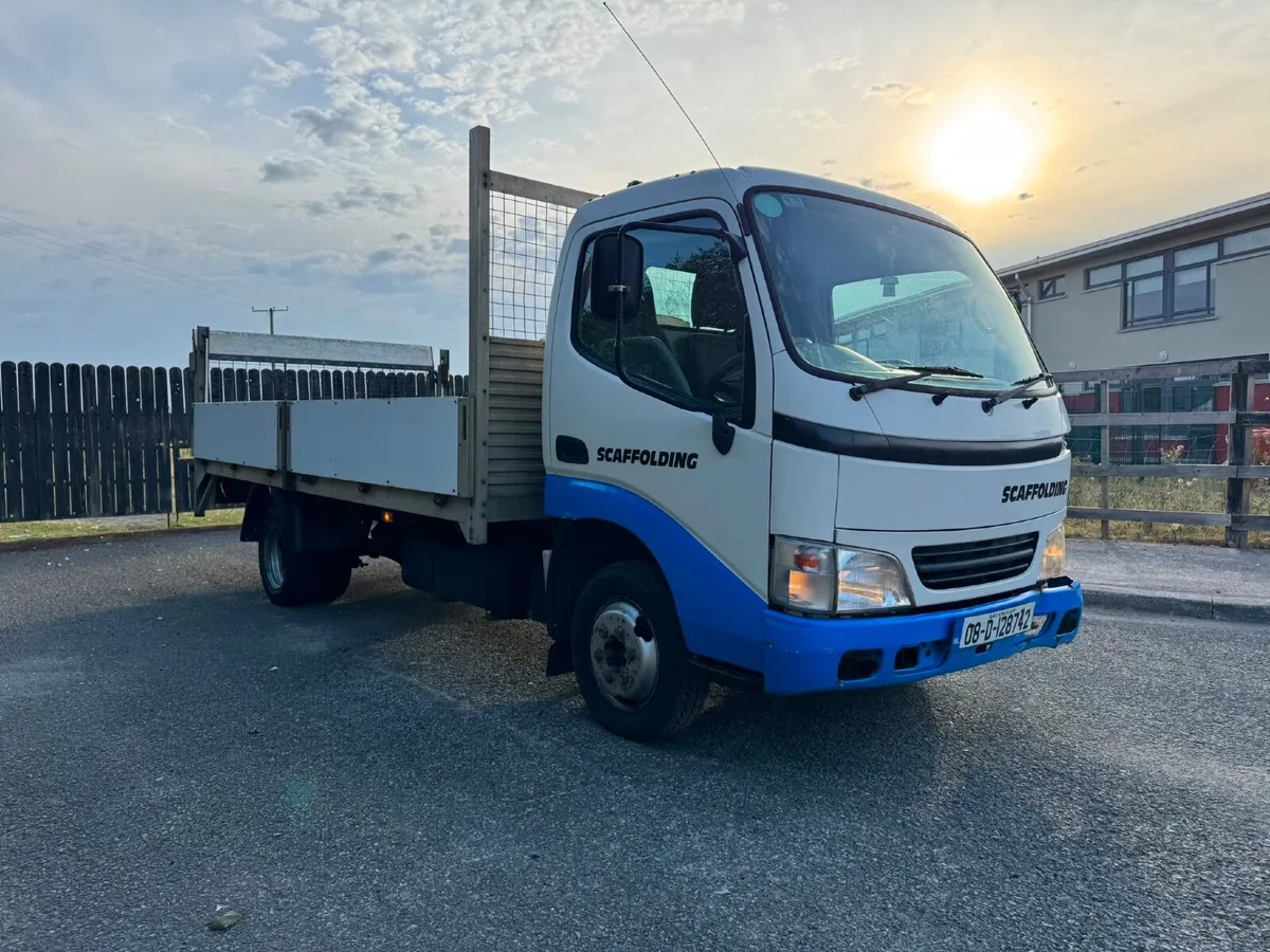 Toyota Dyna 350 D4D LWB 2DR 2008 - Image 1