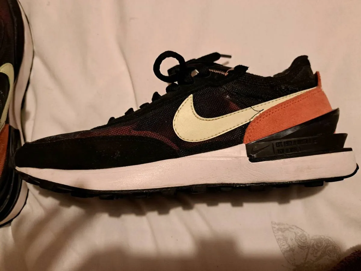 Womens Nike Waffle 1 trainers - Image 3