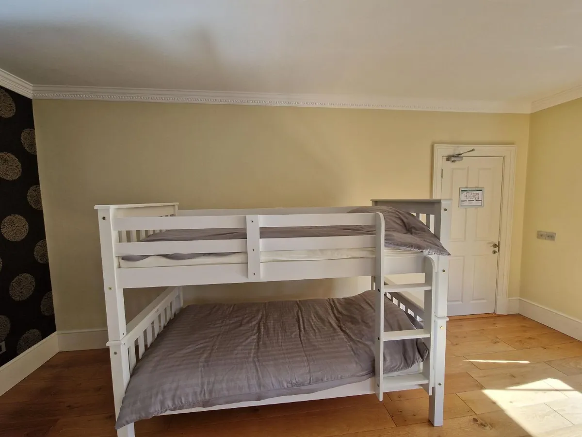 Bunk Beds - Image 2