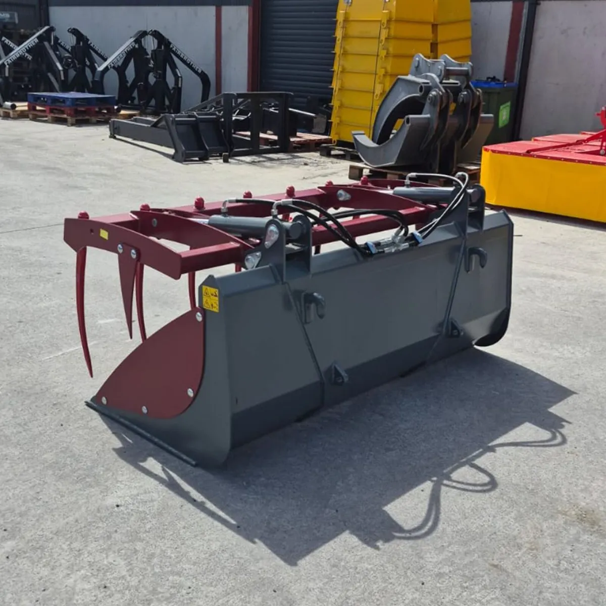Bucket grabs -Tractor Euro brackets - Image 2