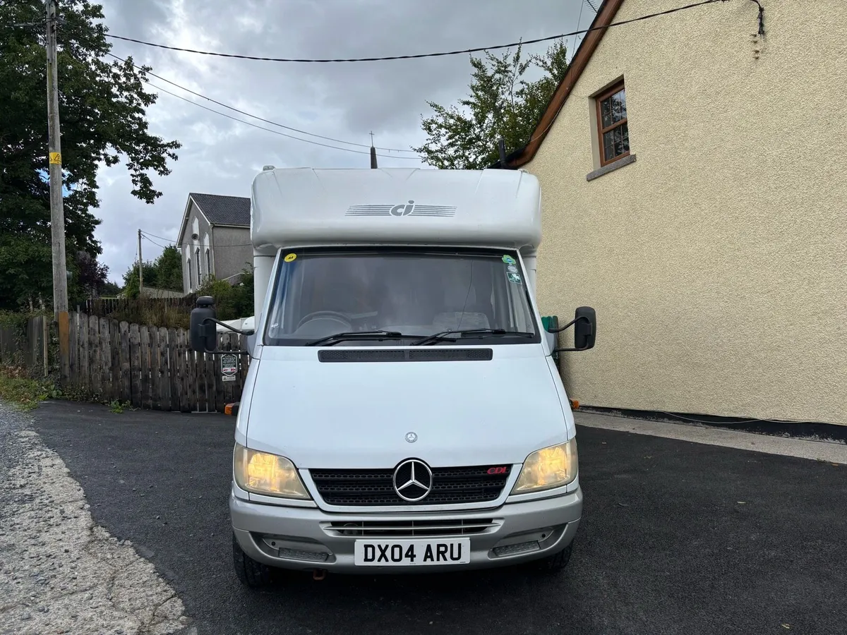 Mercedes Sprinter Ci Cipro Garage Living - Image 2