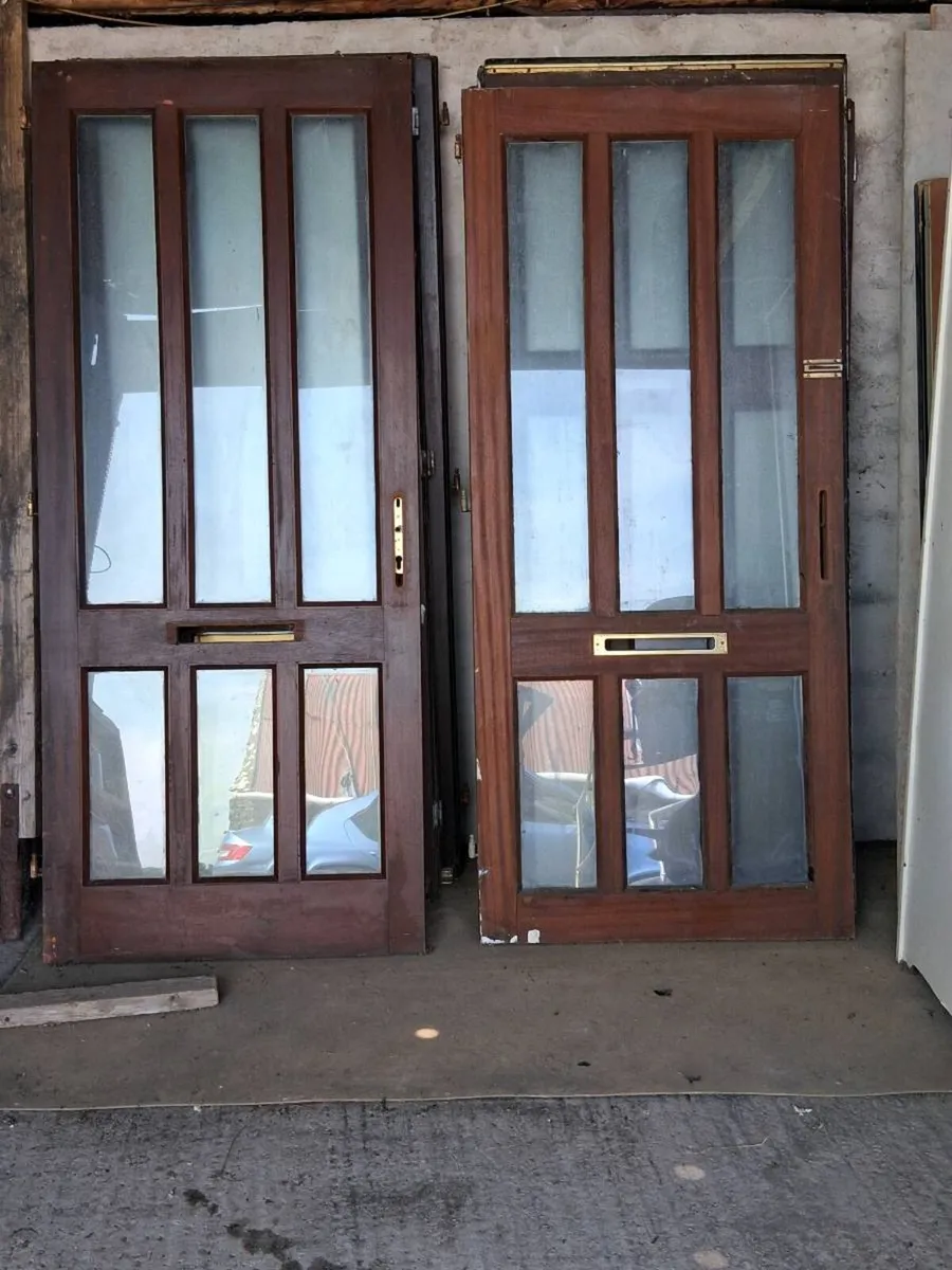 Mahogany Doors 2m 6cm x 87cm