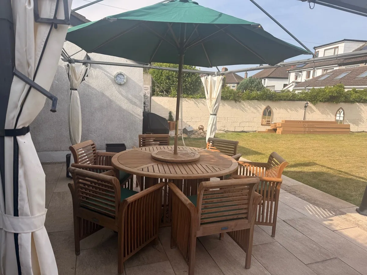 Garden table6 chairs  and umbrella. - Image 2